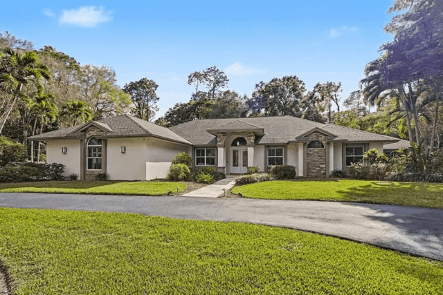 Great opportunity in Naples for sale